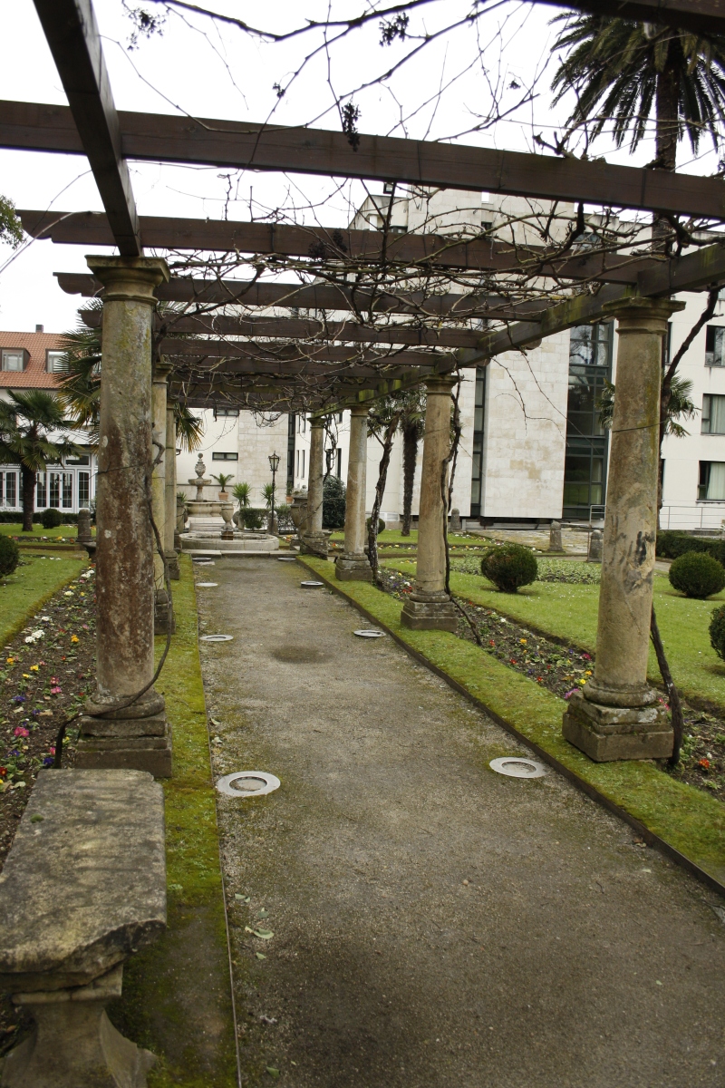 Jardín francés (Palacio de Ferrera)